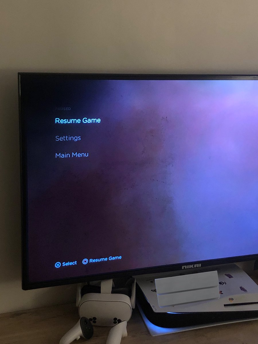 جُود tweet media