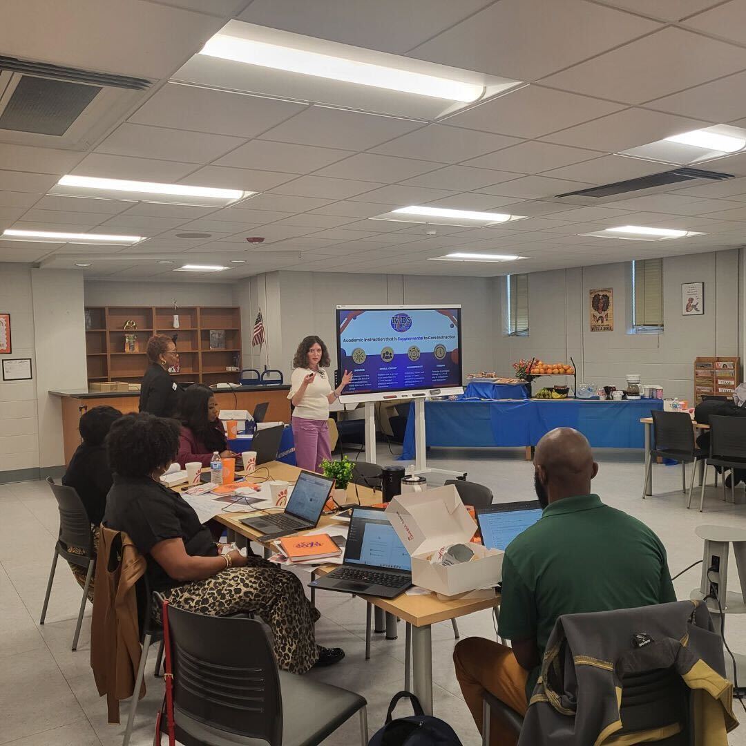 K1Education's tweet image. Jackson Public Schools (MS) recently welcomed #KidsFirst team members Shawnese Herrington, Stephanie Edwards, Lillian Johnson, Denese Sutton, &amp;amp; Tamara Cerrito to discuss how we can continue strengthening our partnership. Excited for what’s ahead! #HappyToBeHere #KidsFirstAlways