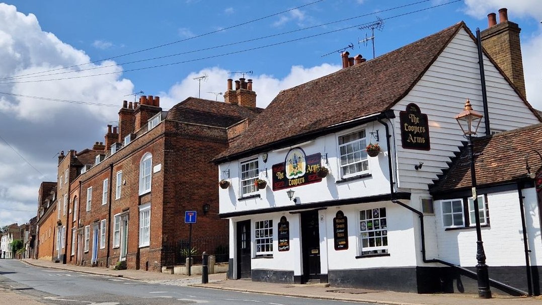 Pubs Inb Rochester Ladies and Gentleman, in a short time I will be announcing my # ...