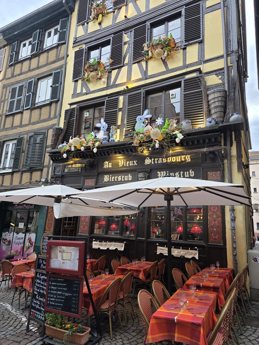 jean_legaulois's tweet photo. Strasbourg vers la place de la Cathédrale https://t.co/WvY8oV7xL3