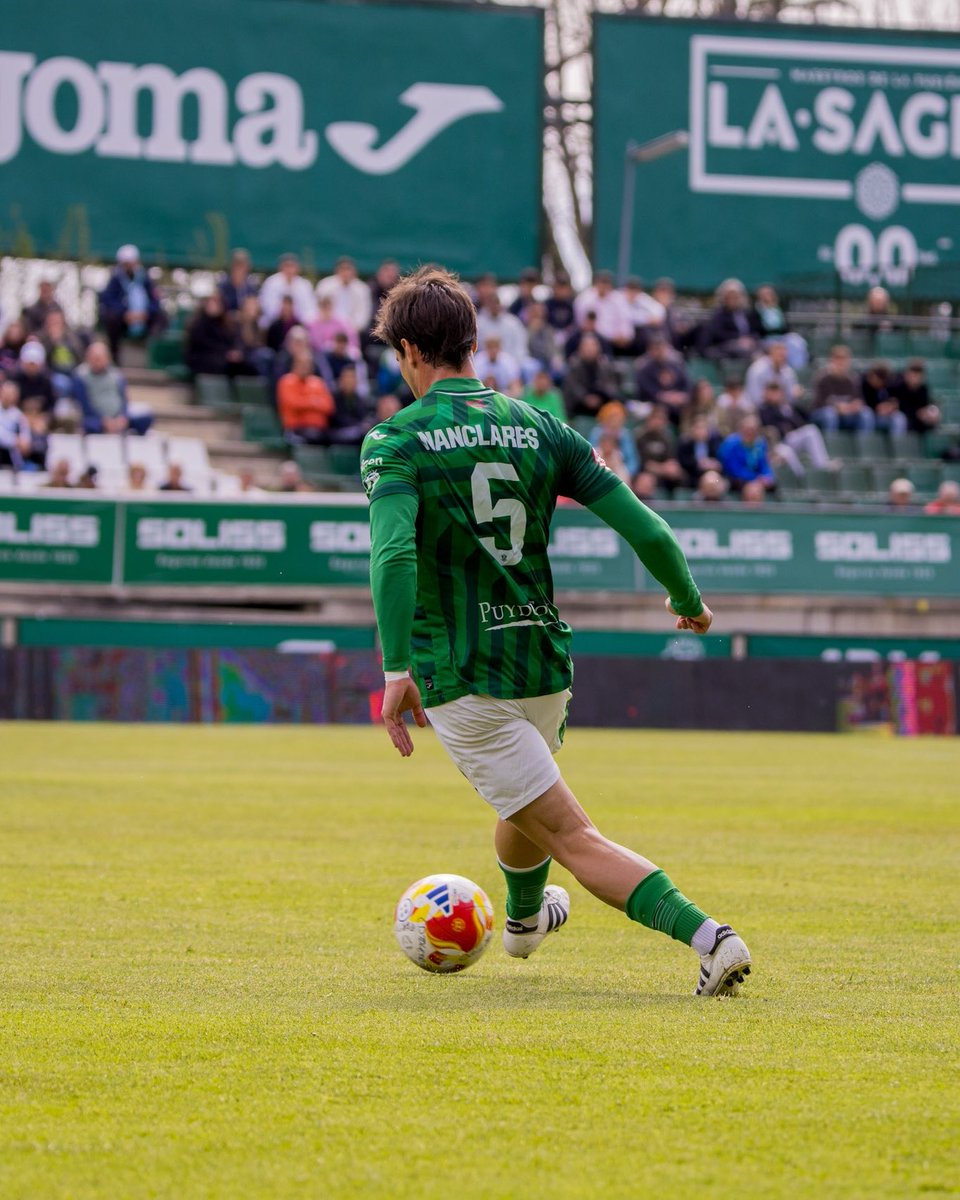 CD_Toledo's tweet photo. + Mamá, ¿por qué mi hermana se llama Rosa?
- Porque era fan de las flores
+ Gracias
- De nada, Sergio Nanclares

#SiempreCDToledo 💚⚪️ https://t.co/uOB6QPDQS8