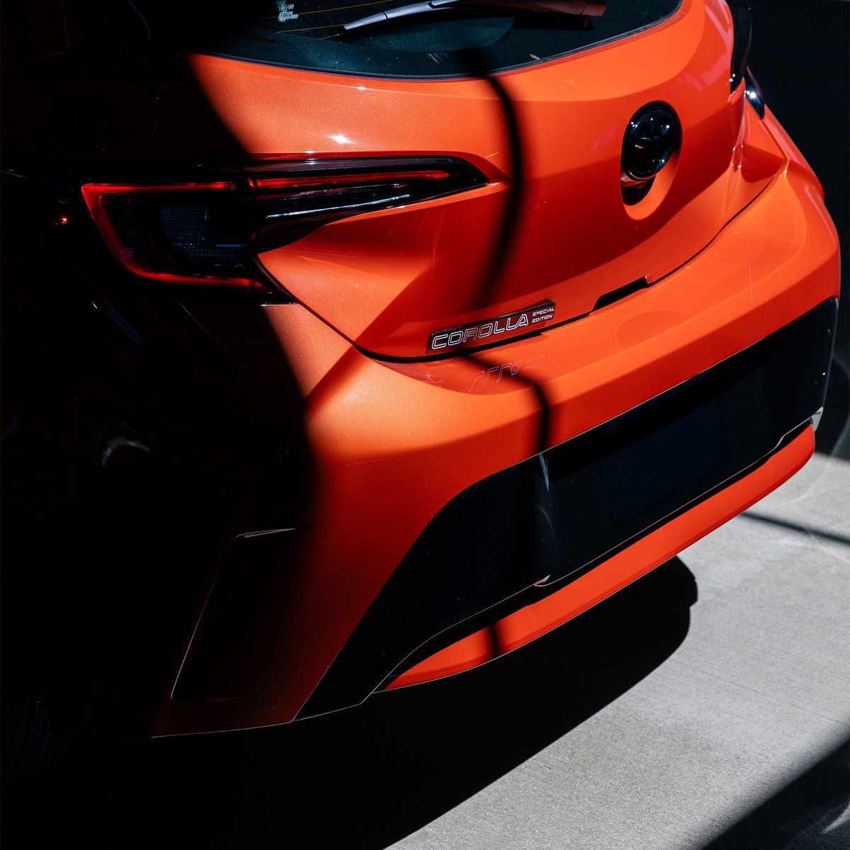 ToyotaZanes's tweet photo. Stand out on the road with the stylish and dynamic #Corolla Hatchback FX. 🌟 Ready for your next adventure? #LetsGoPlaces https://t.co/Xs5VNRLZGH