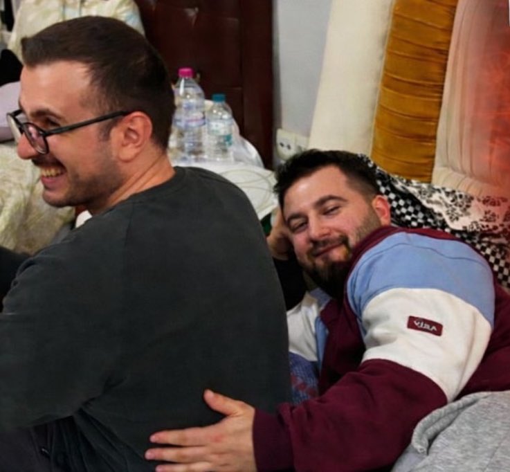 doomscrolling tweet media