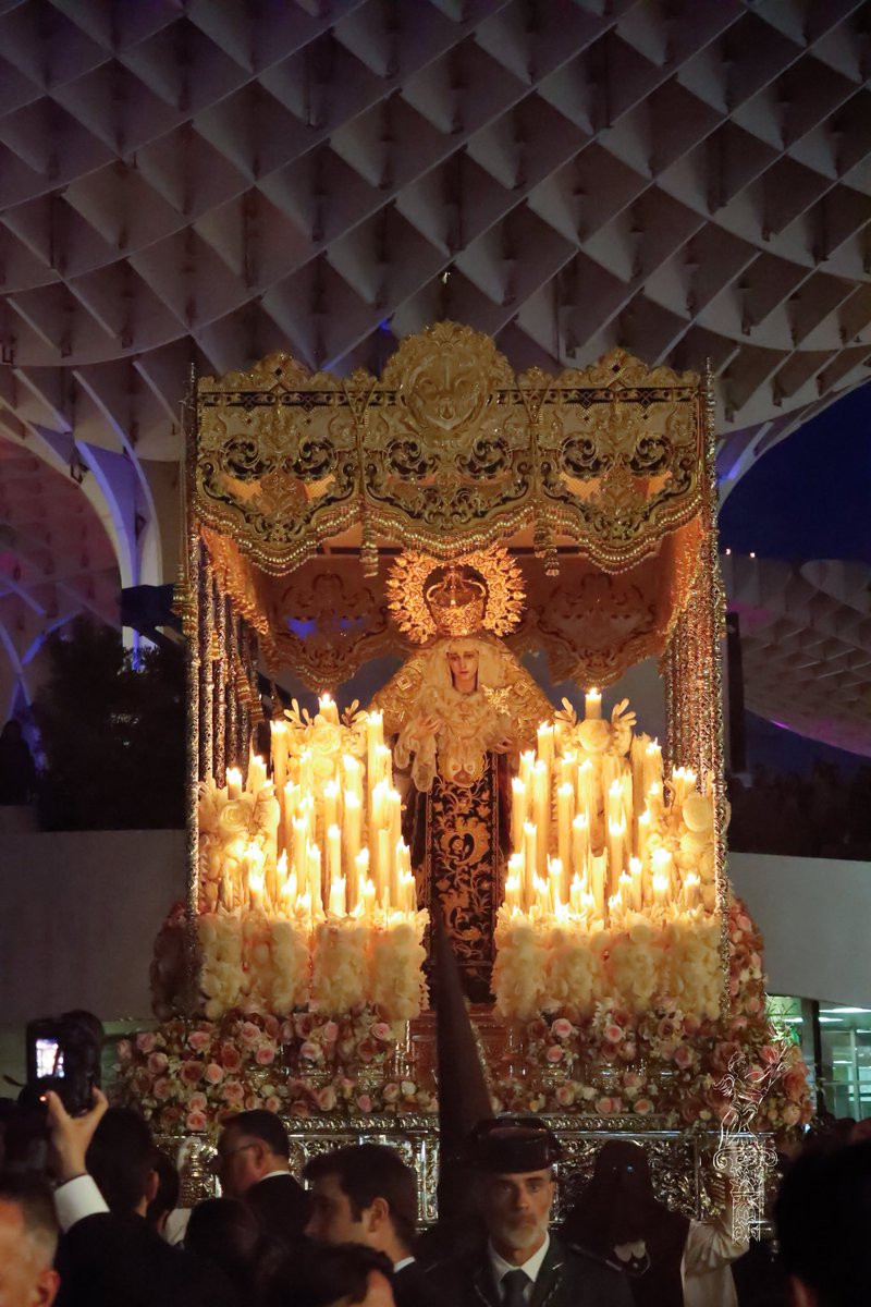 Hermandad del Carmen por las setas 
<a href="/Hdad_del_Carmen/">El Carmen</a> 
#miercolessanto
