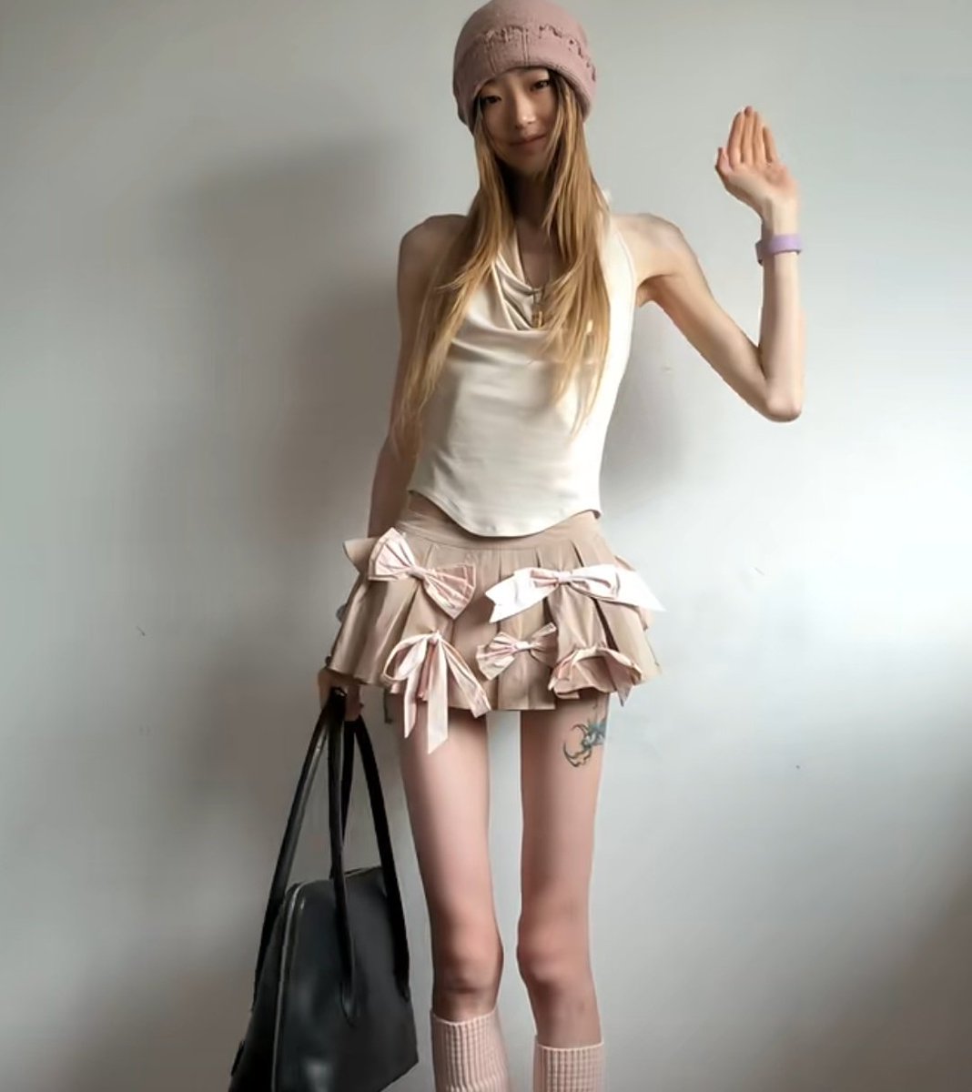 effy (-2,6/-22) .ᐟ tweet media