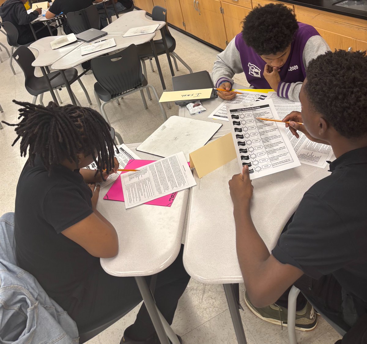 DISDSocStud's tweet image. Campuses are gearing up for STAAR, students are locked in and focused! Hard work, determination, and confidence are leading the way - let’s finish strong!  #SocialStudiesStandouts #FinishStrong