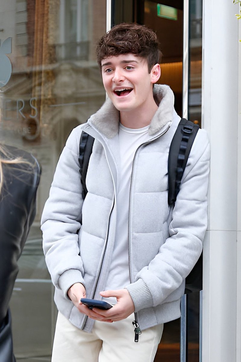 noahthinker •♡• Lou tweet media