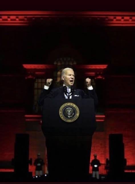 EmanModnarA tweet media