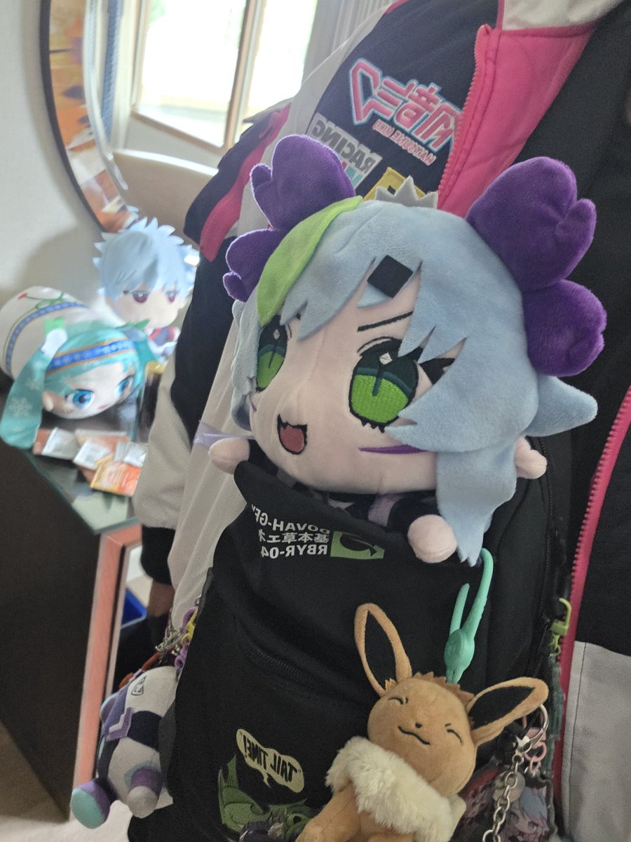 Exemtron's tweet photo. Ready for weebcon! @LichVtuber https://t.co/eb7nc48G5m