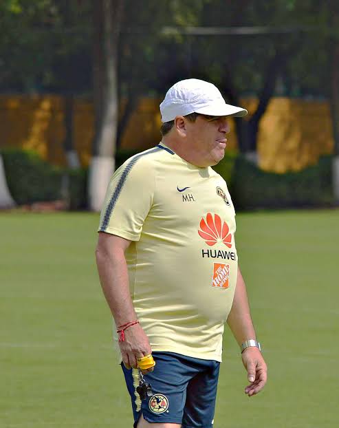 Mr Castolo #9 tweet media