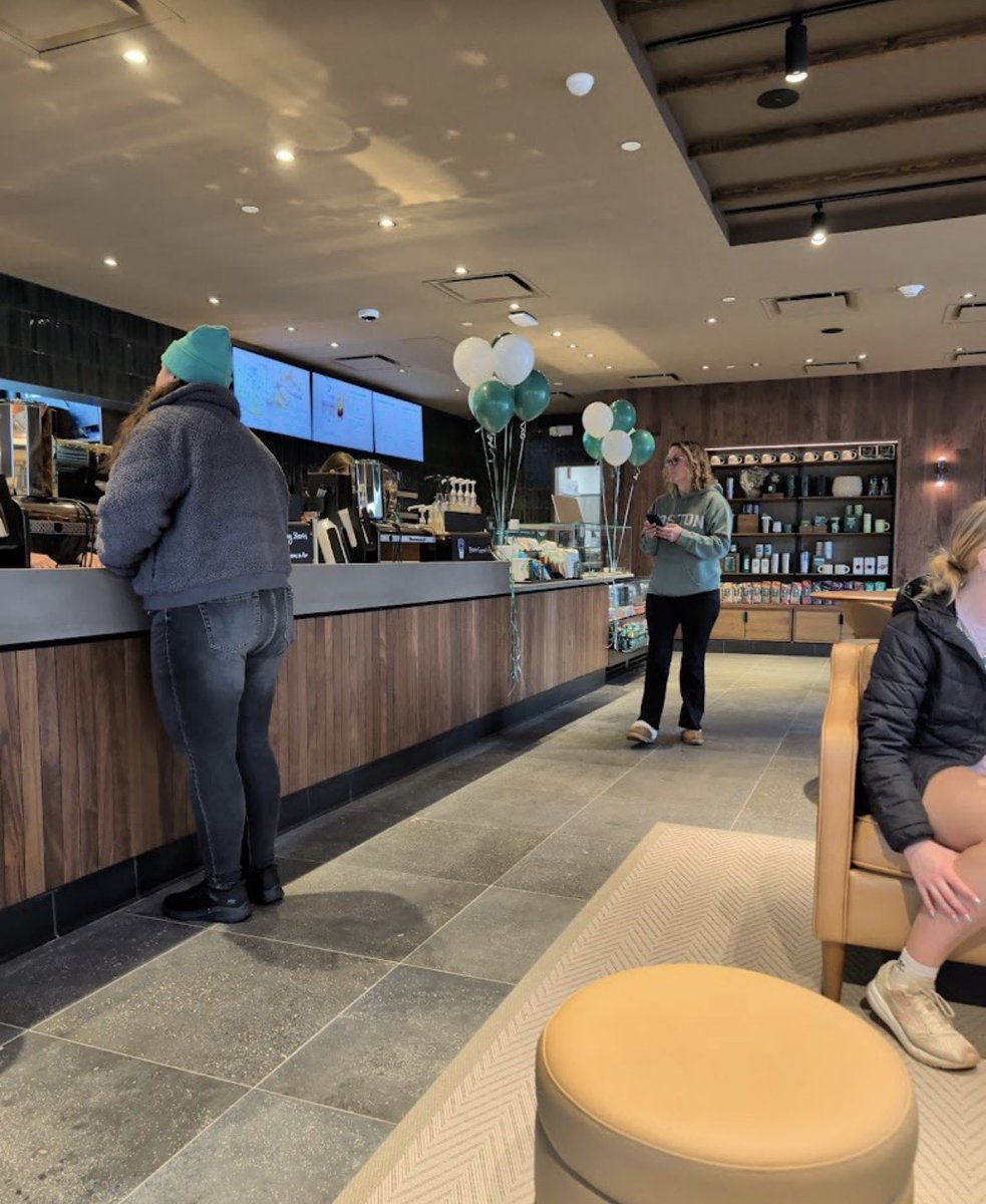 ClearScopeNet's tweet photo. We’re happy to officially report that the highly anticipated #Starbucks in #TownsendMA has opened! We expect they will have quite the flow of customers in the coming weeks ahead. https://t.co/D6SUEvHkIu