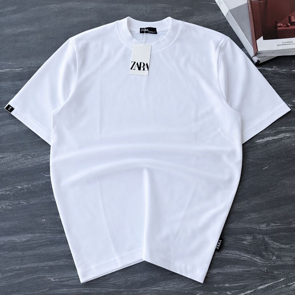 onepilato9's tweet photo. Plain tees available 
170 cedis each https://t.co/V062N7n3bc