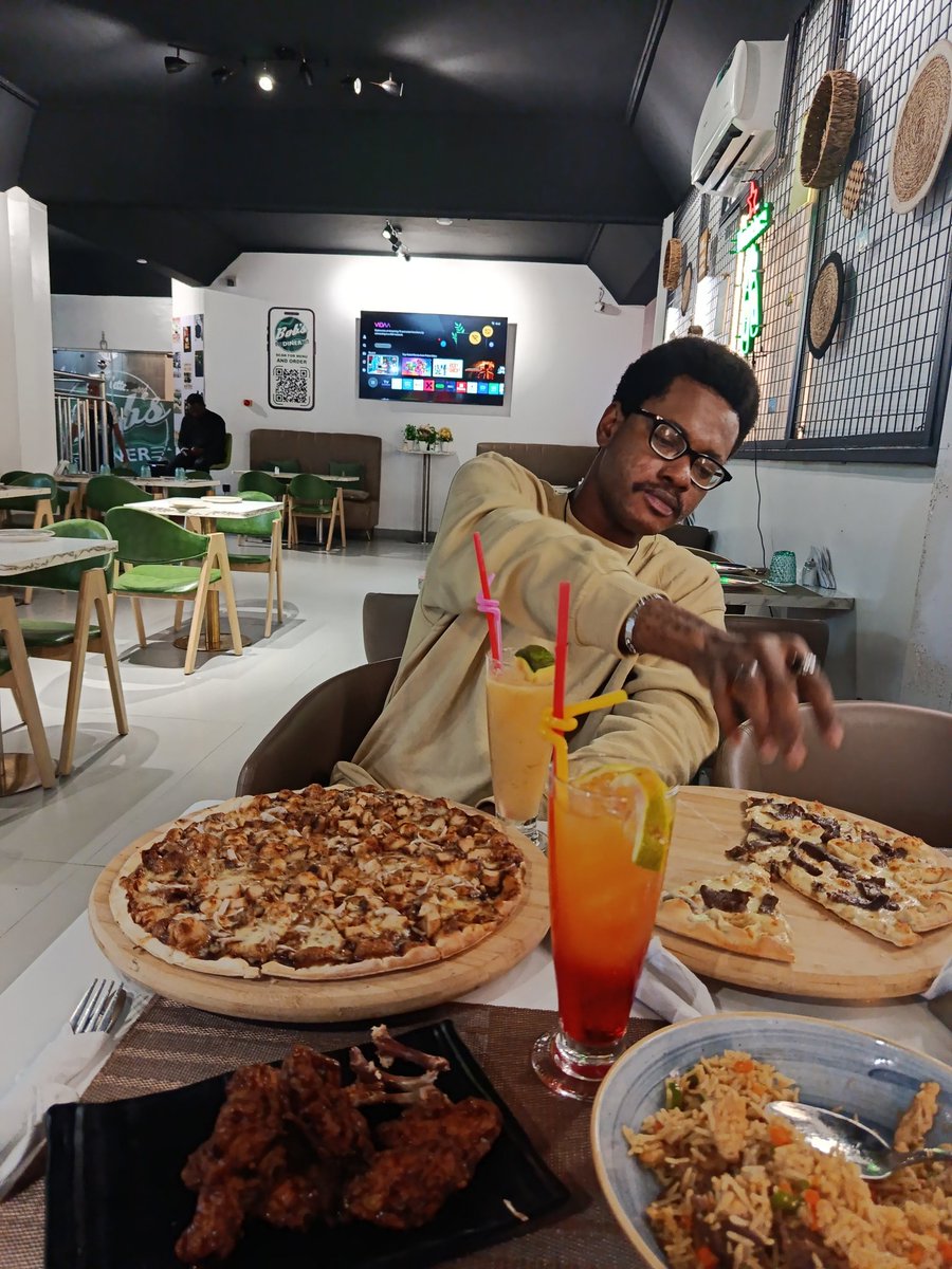 𝖆𝖘𝖙𝖗𝖆𖤐 tweet media