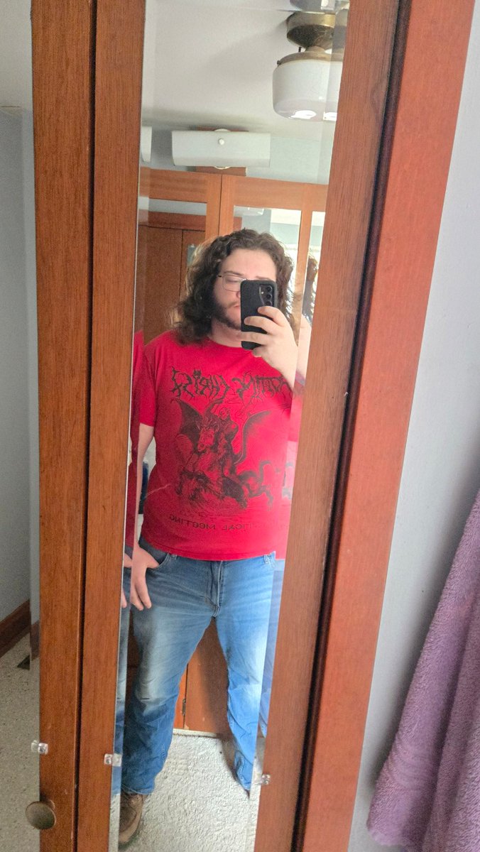 ImVibingHere tweet media