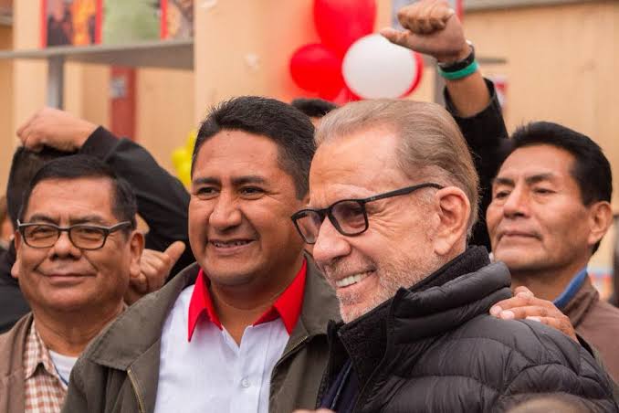 Ana Refue tweet media