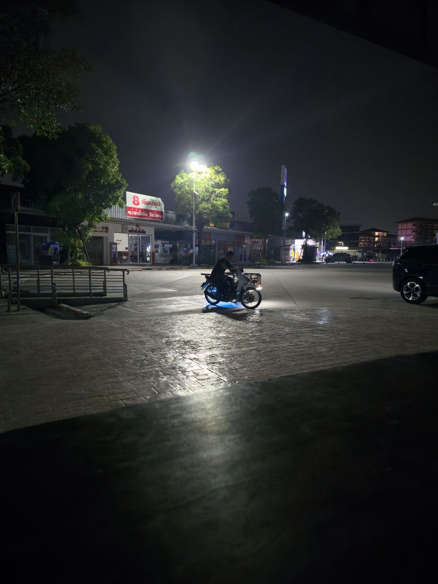 ไอ้ เสือ tweet media