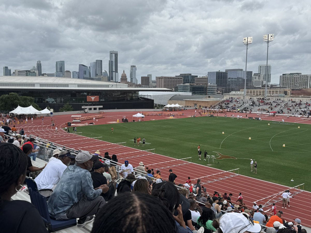 Coach Cuellar tweet media