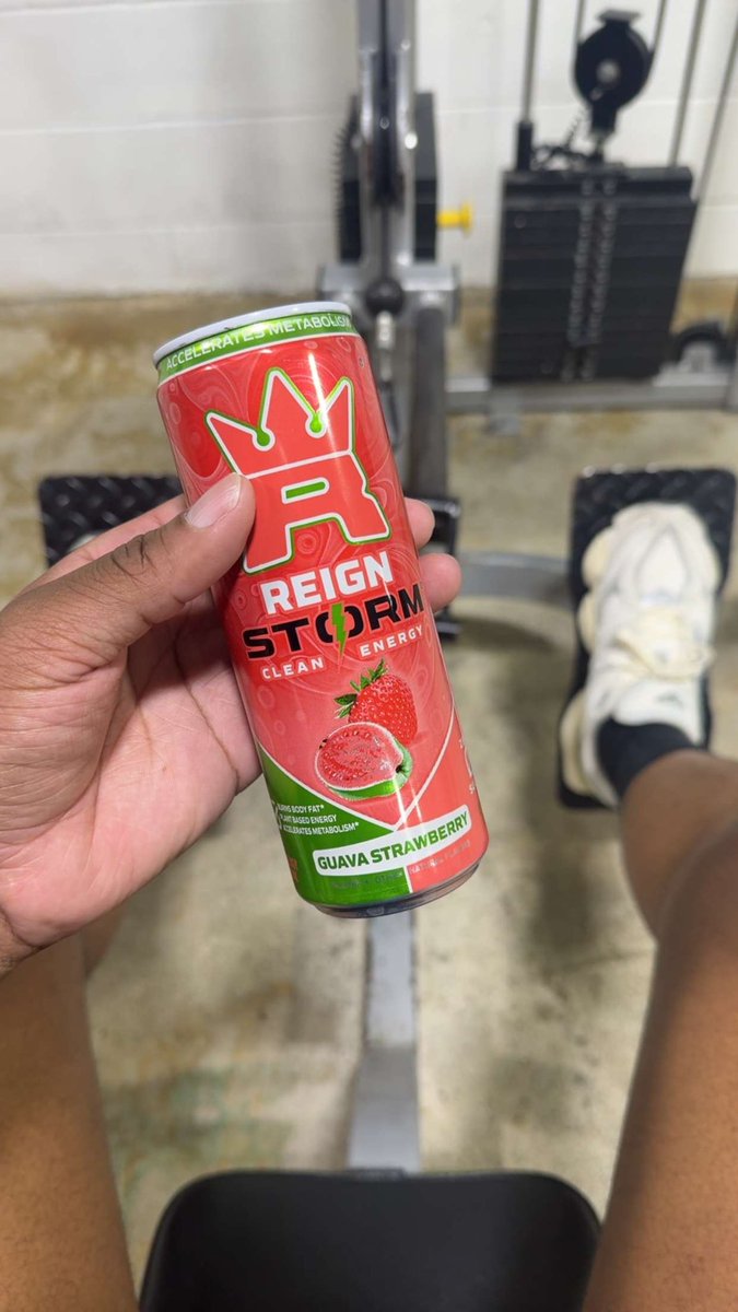 $trawberry tweet media