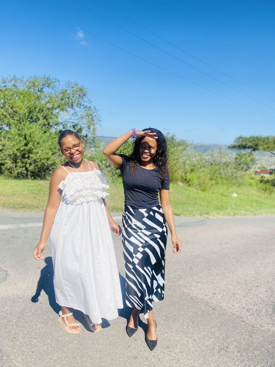 AYANDACEBEKHUL8's tweet photo. 🖤🩶 https://t.co/6DDUoHBmz4