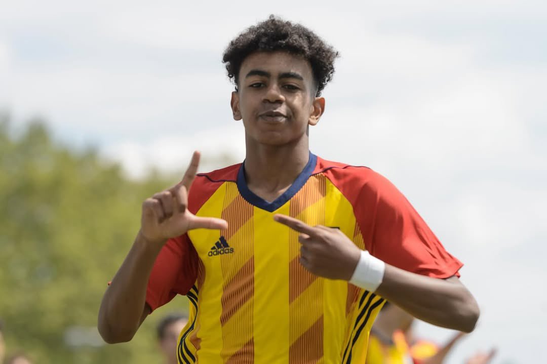 mustafa delw tweet media