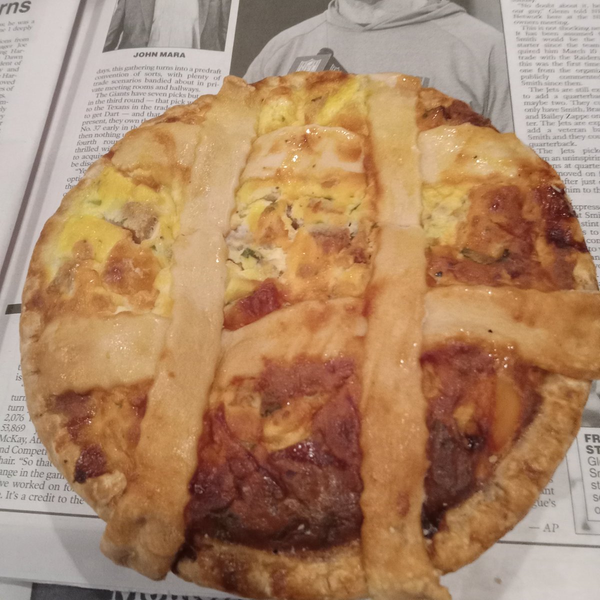 Benny the cat tweet media