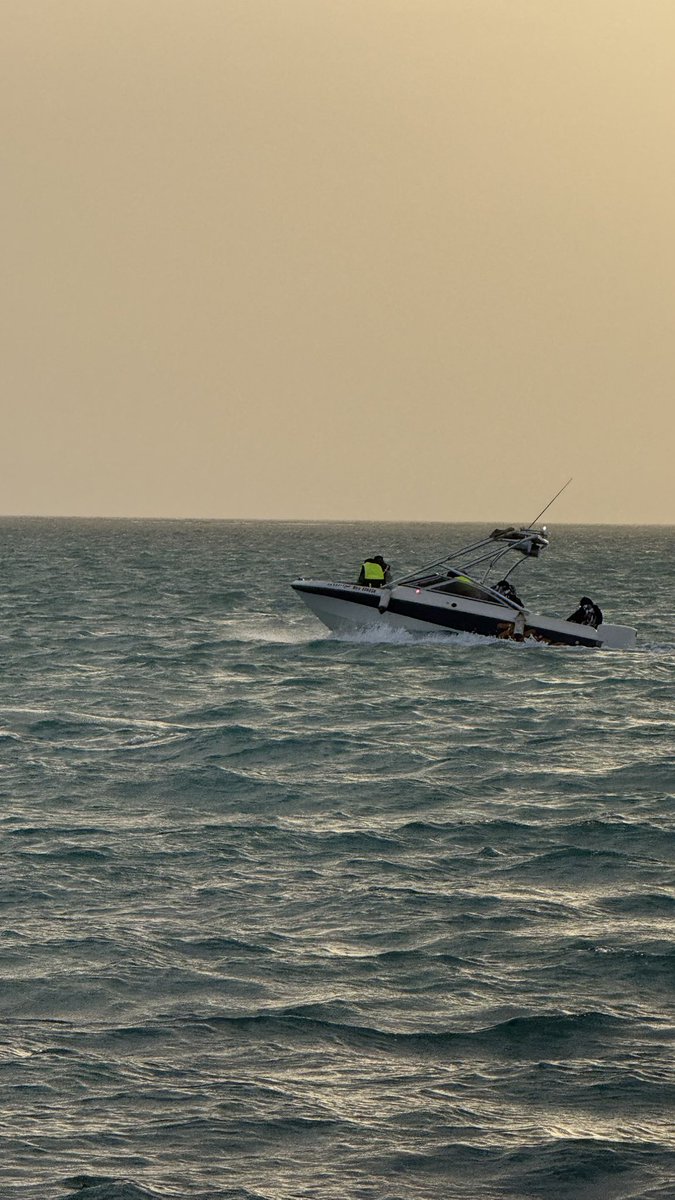 شُعلة tweet media