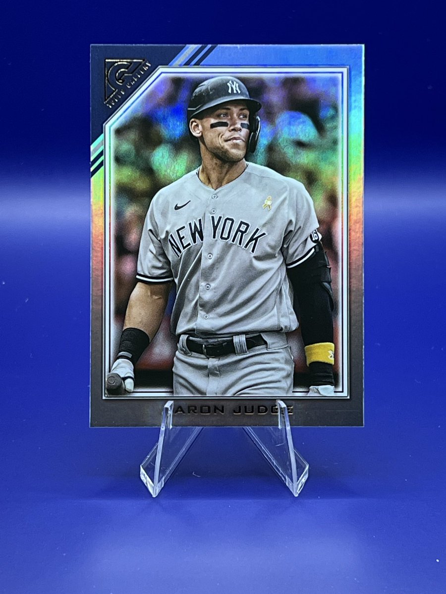 jed29's tweet photo. ⚾️ $3 each 🏈
Stack through 4/15
#JedsCards https://t.co/RtAhsF95T2