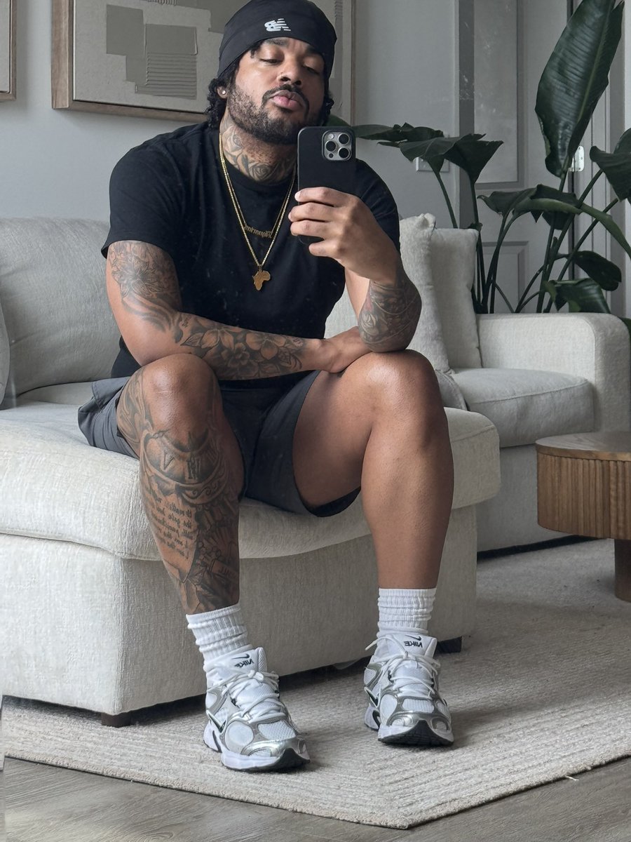 she’s just hip hop trash tweet media