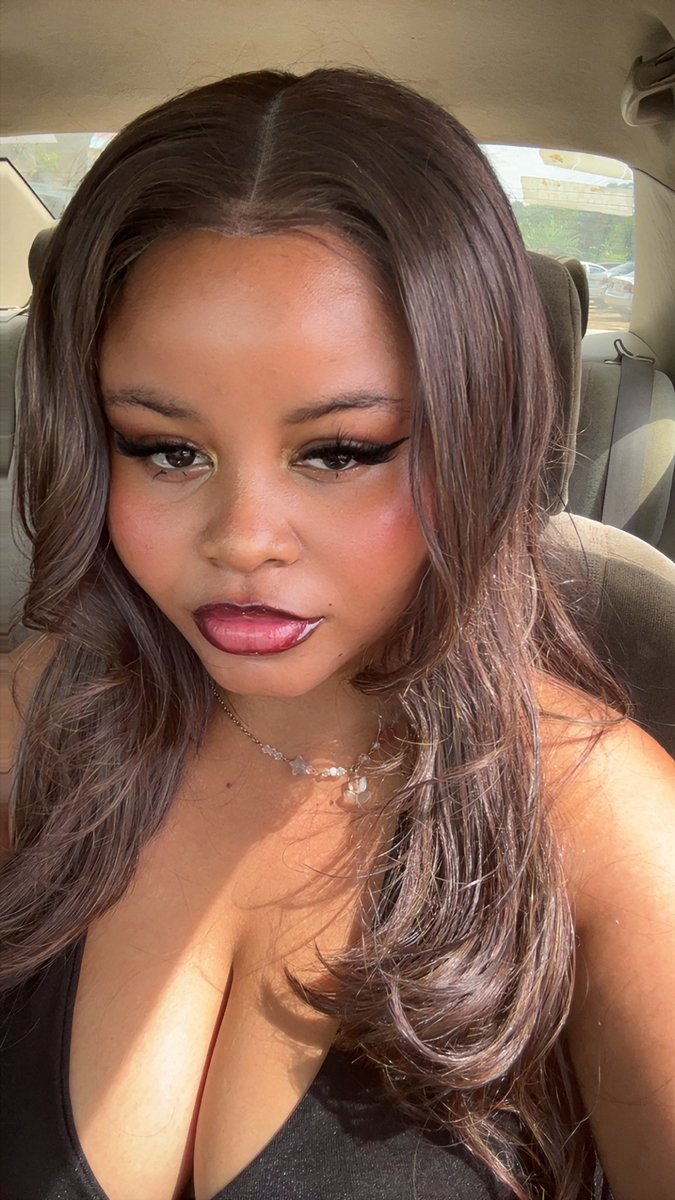 🪭HERA🪭 tweet media