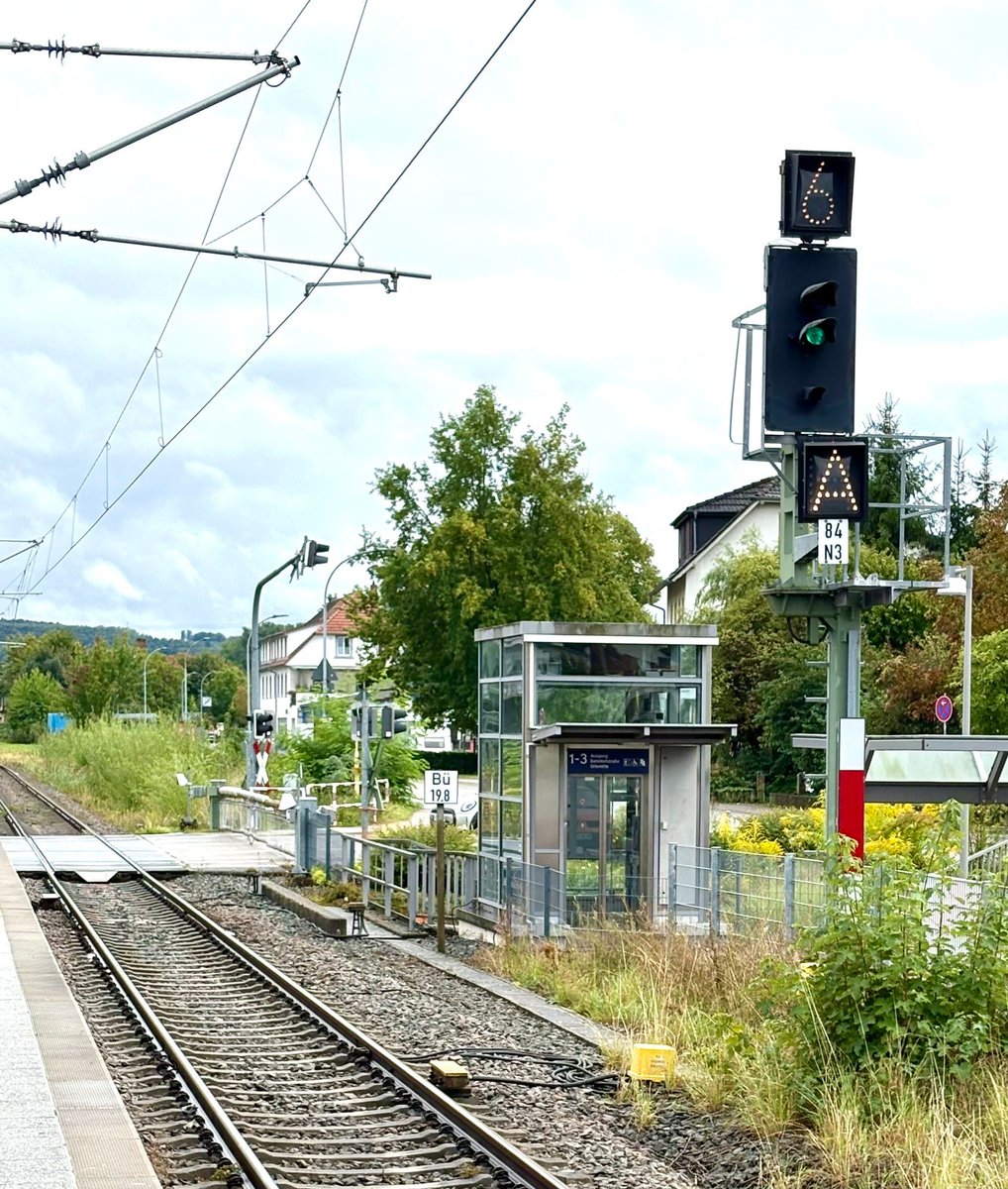 Signal of the Day 🚦🚥🚂 tweet media