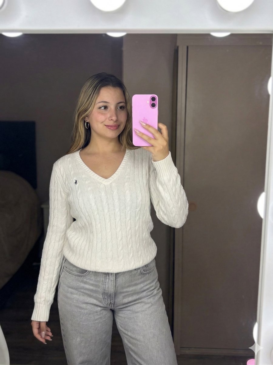 JadeInfi tweet media