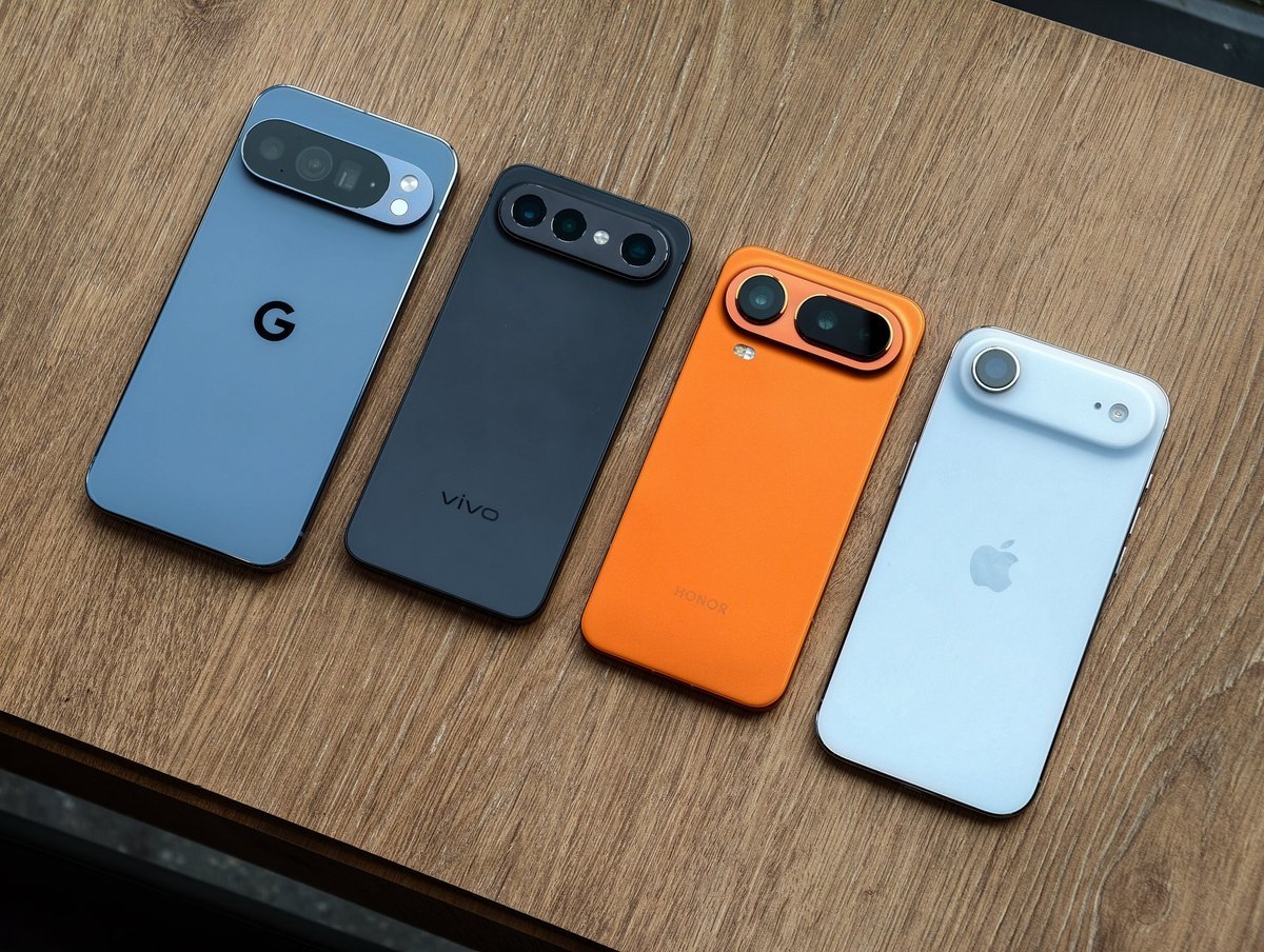 The1UX's tweet image. Make back Camera Bump bigger like a hell and Call it as "The world's thinnest Mobile ever"

You prefer thinness over Hardware?
