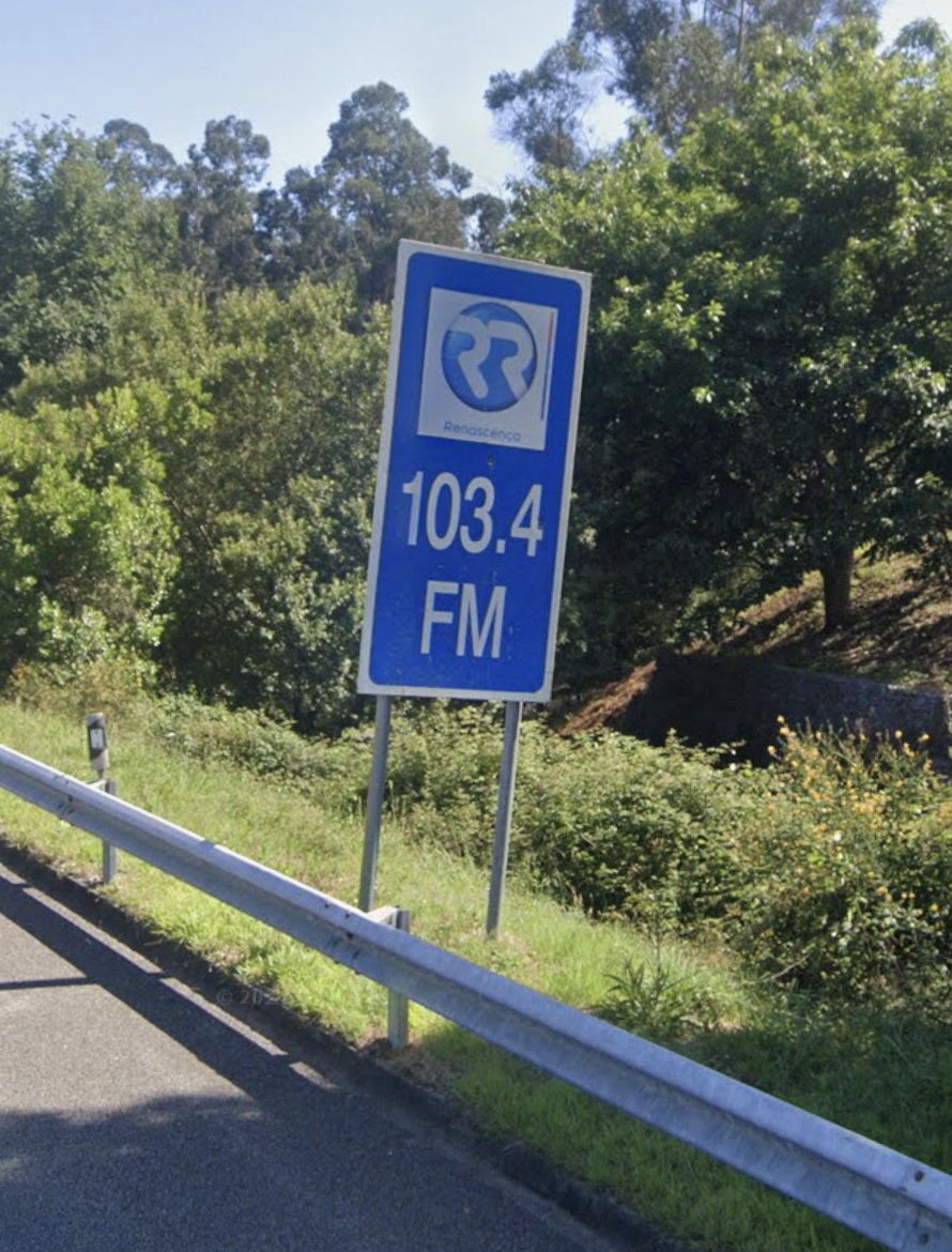 BotMedia tweet media