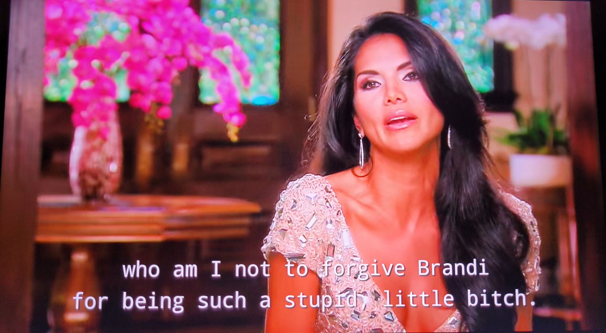 Alex by Alene Too tweet media