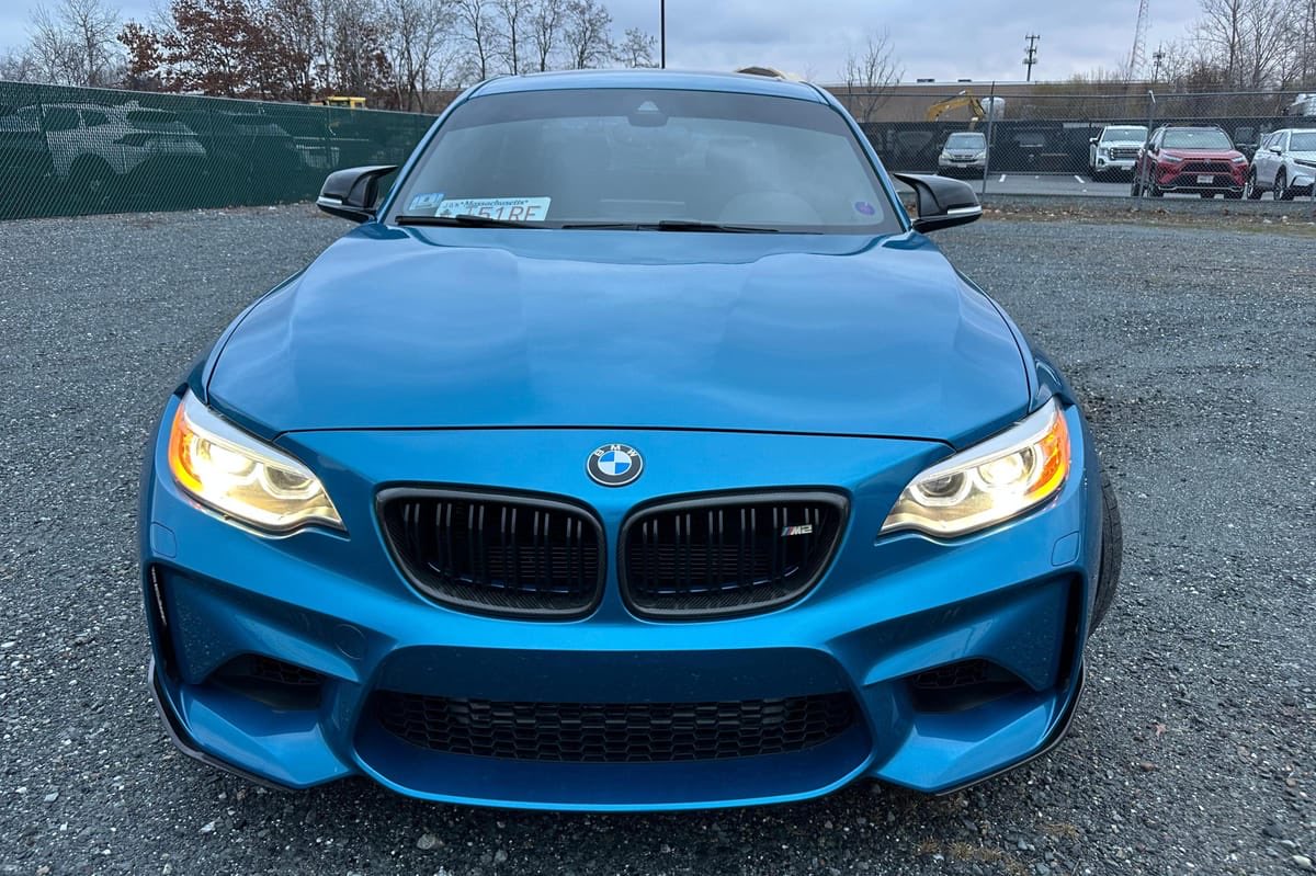 casschuster10's tweet photo. I'm honestly pumped right now. All the work I put into crypto finally paid off just grabbed a brand-new big car. Big shoutout to my coach,
@CoachDebra17 . She guided me every step of the way. Couldn't have done it without her. https://t.co/DEffnruORl