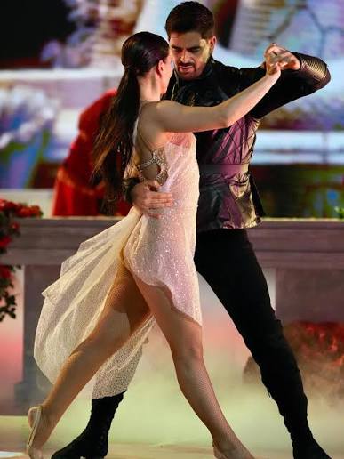 N!n@ 🦋 tweet media