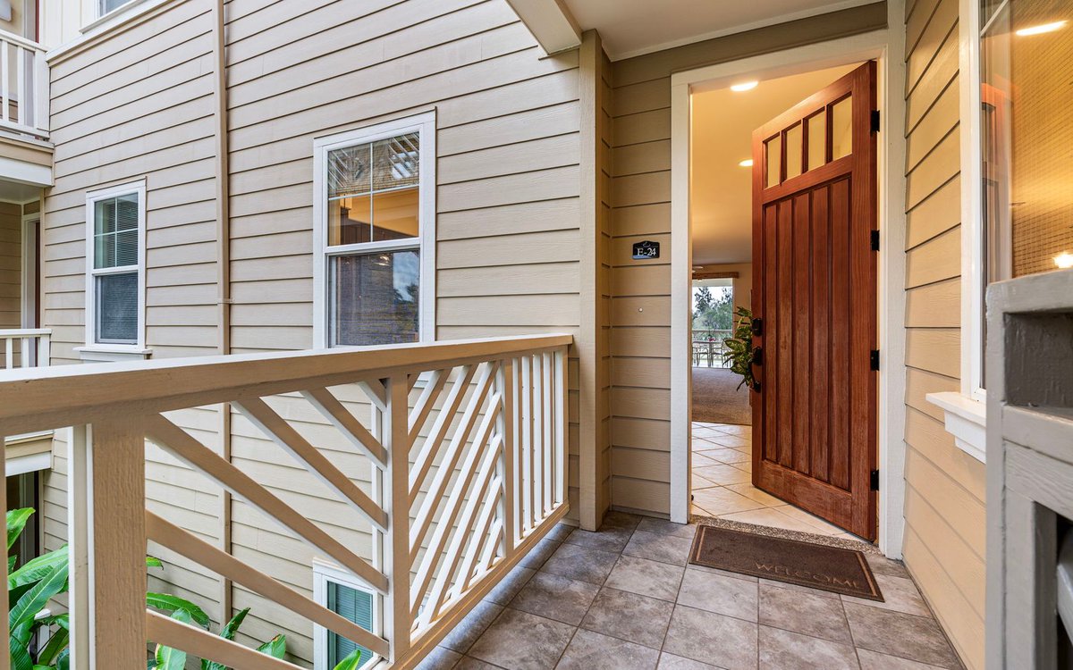 Hawaiʻi Life tweet media