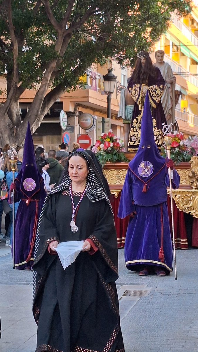 Compromís València tweet media