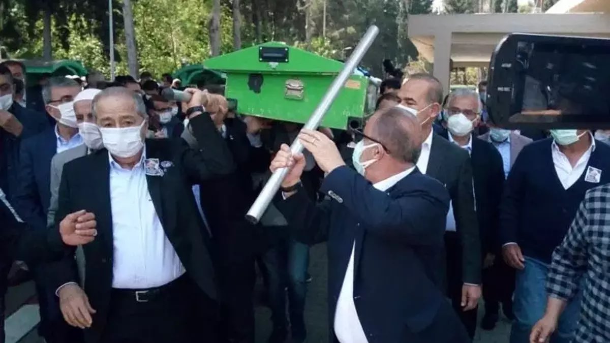 alilişko tweet media