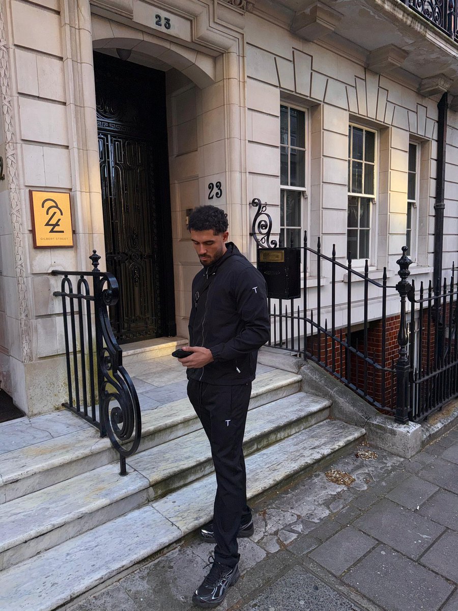 Alpha Andreas tweet media