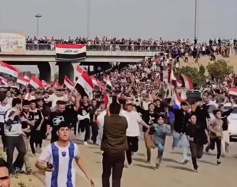 بشرفي لو الموضوع بالعكس والجمهور الايراني محتفل
جان كالوا شوفوا شلون شعب عظيم رغم كل الي مروا بي يحتفلون ، ياخوية يا ابن الرافدين مو اني عاجنك وخابزك 
#العراق_الى_كأس_العالم