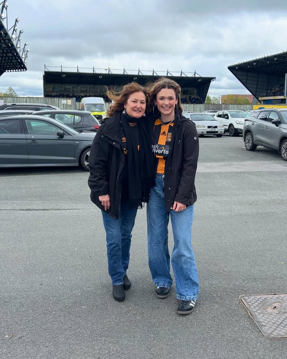 Bobbi Huyton tweet media