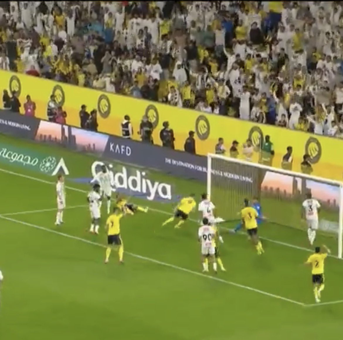 زياد tweet media