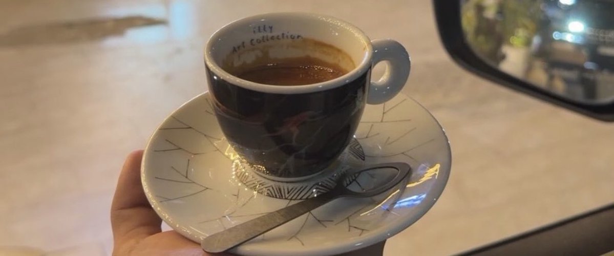 نَلتقي . tweet media