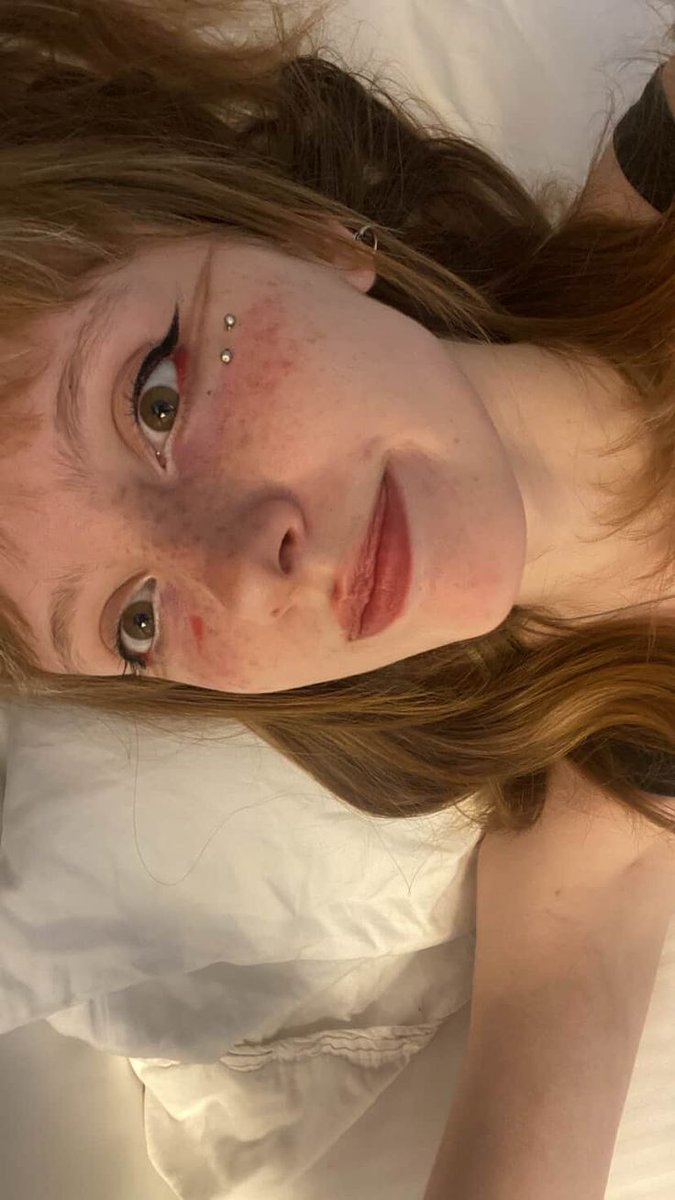 robin≠batman tweet media