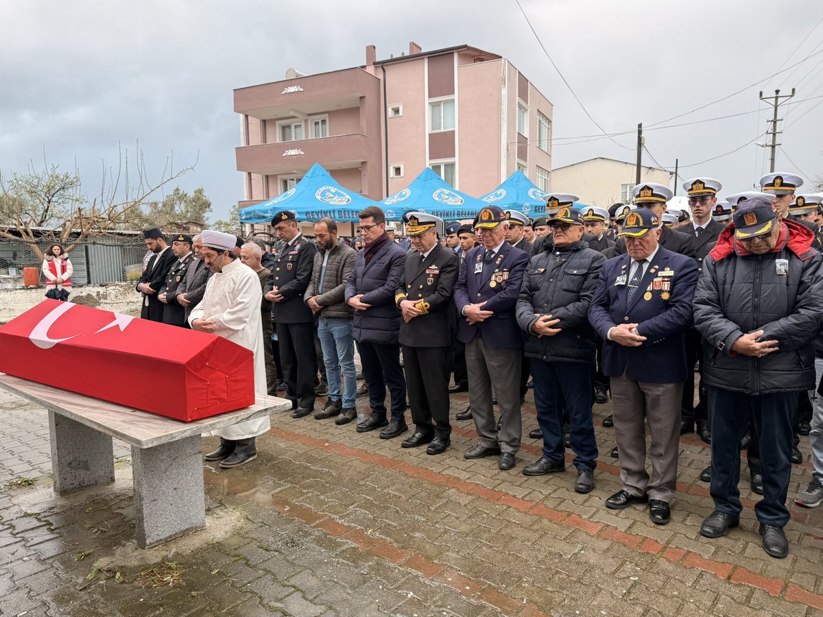 T.C. Ezine Kaymakamlığı tweet media