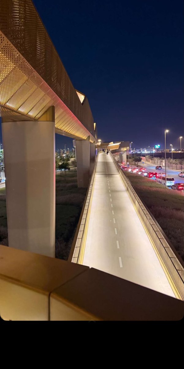 يزيد tweet media