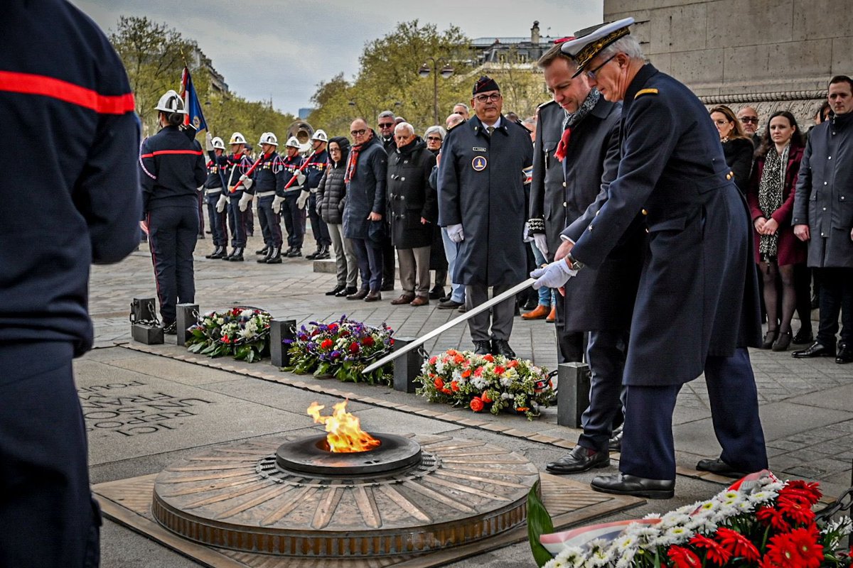 Jean-Paul Bosland tweet media