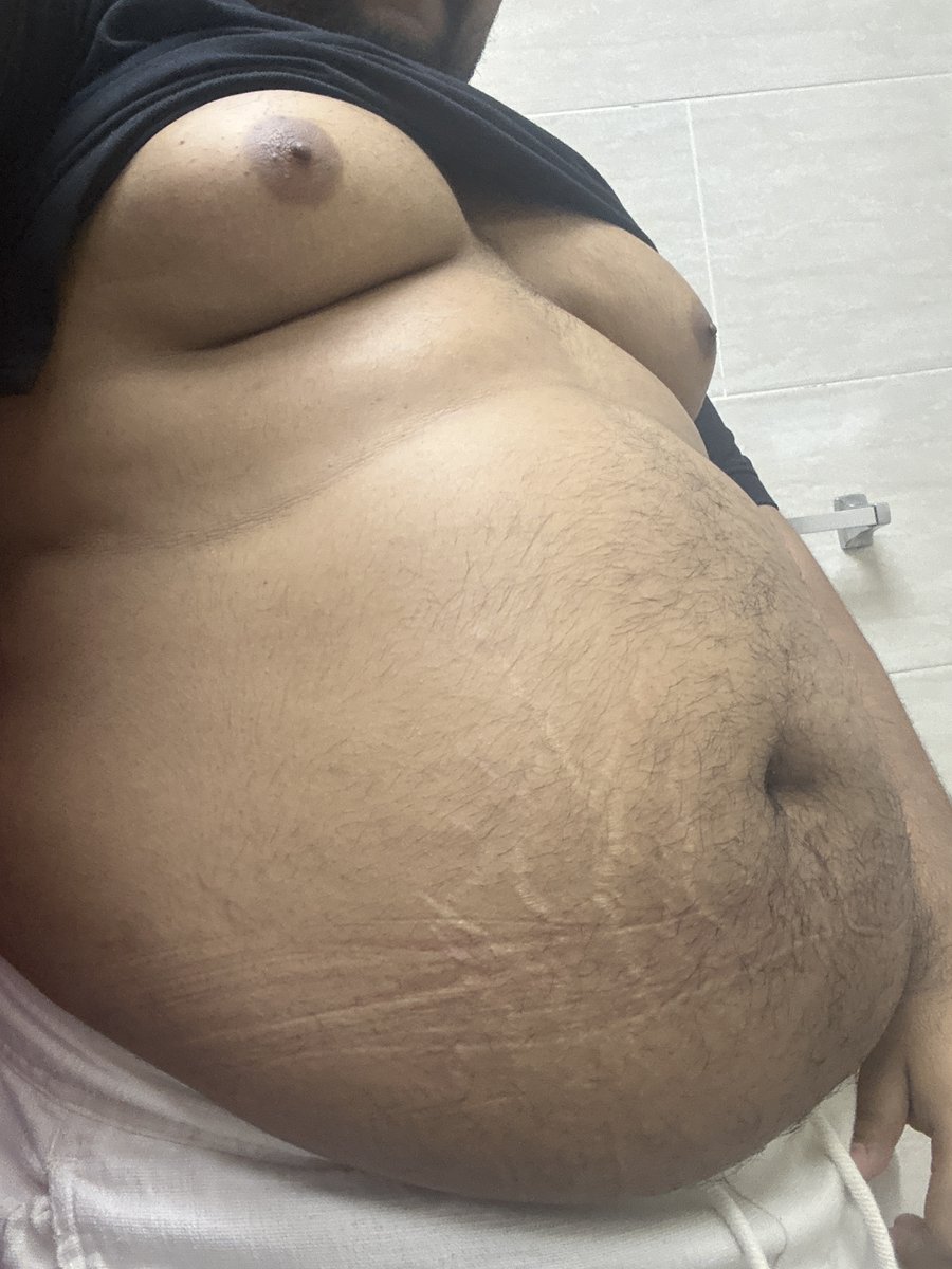 BoredNShort's tweet image. Oomf said he went to Bear City and everyone knew me #fbf