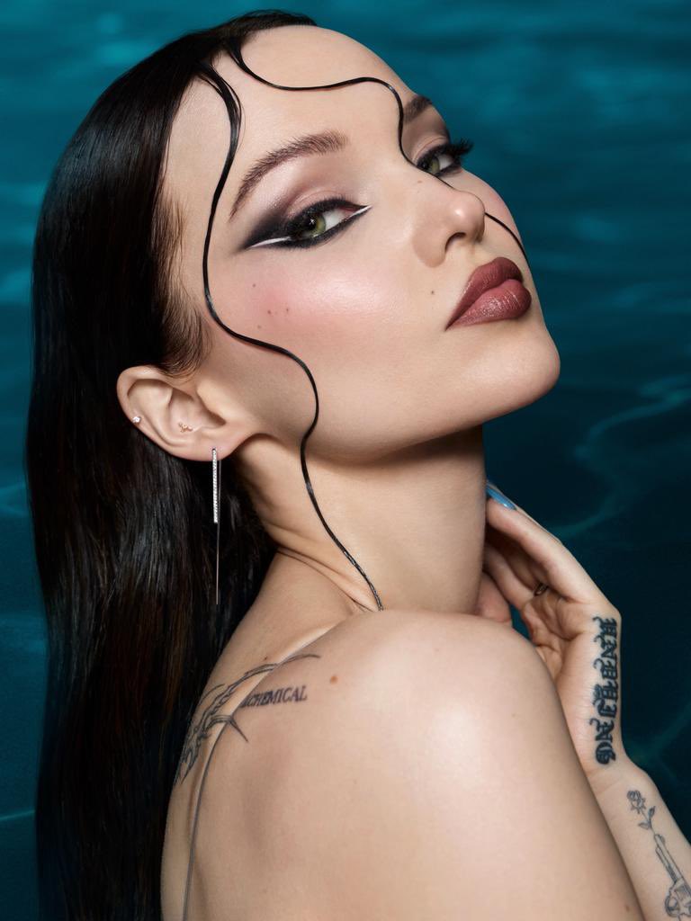 Queen Karen Mallerini tweet media